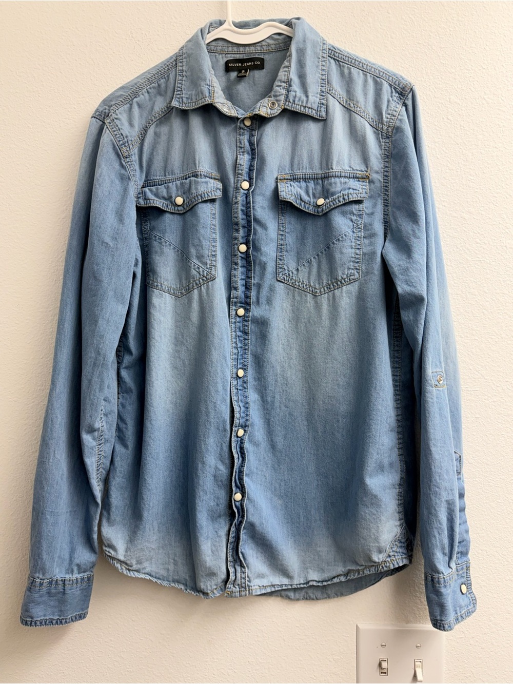 Silver Jeans Light Blue Denim Button-Down Shirt size small